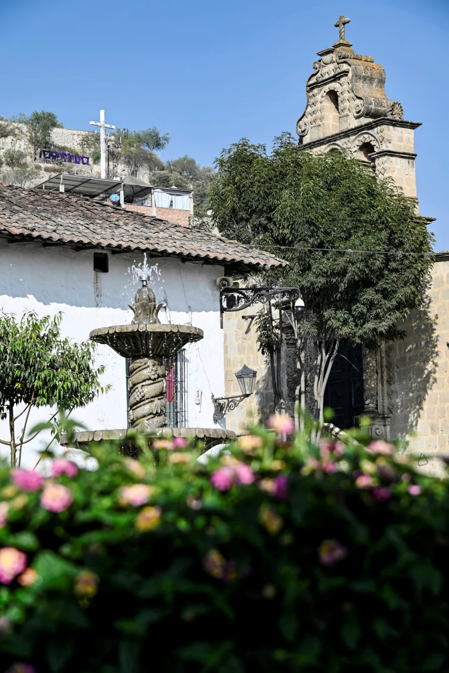 PLAZUELA BELEN, PILETA, TEMPLO Y COLINA SANTA APOLONIA